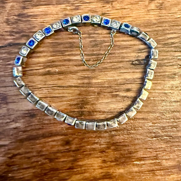 Antique Elegant Blue and White Rhinestone and Silver Bracelet - Picture 4 of 7
